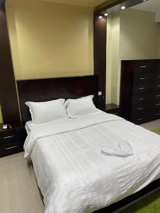 Superb & Comfy 3bdr With Outstanding View فاخرة فيو رائع للمطار Каир