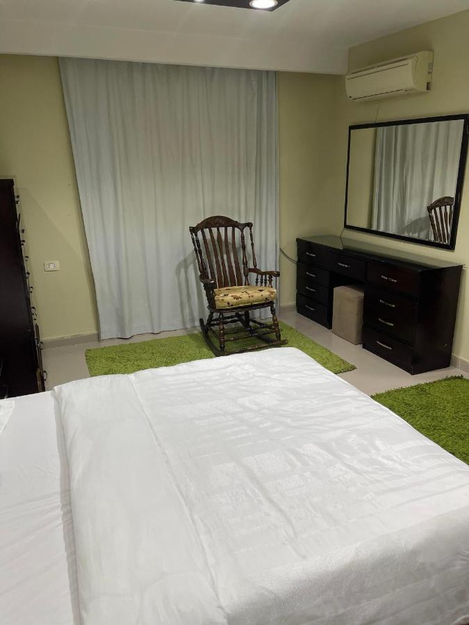 Superb & Comfy 3bdr With Outstanding View فاخرة فيو رائع للمطار *